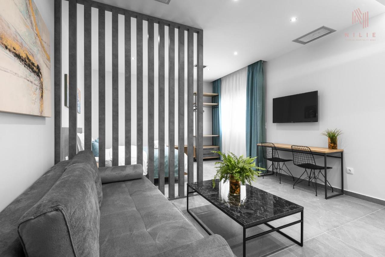Factory Inn, Nilie Hospitality Mgmt テッサロニキ エクステリア 写真
