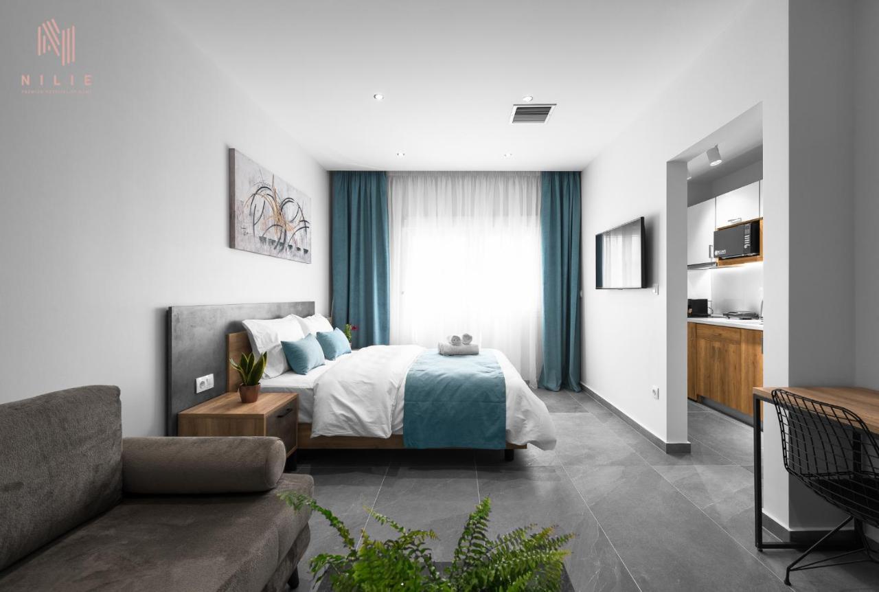 Factory Inn, Nilie Hospitality Mgmt テッサロニキ エクステリア 写真