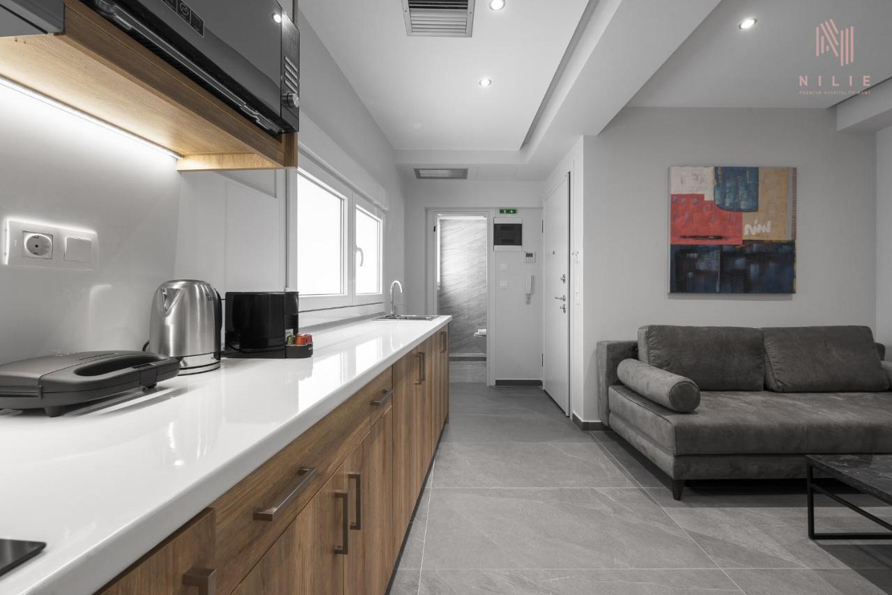 Factory Inn, Nilie Hospitality Mgmt テッサロニキ エクステリア 写真