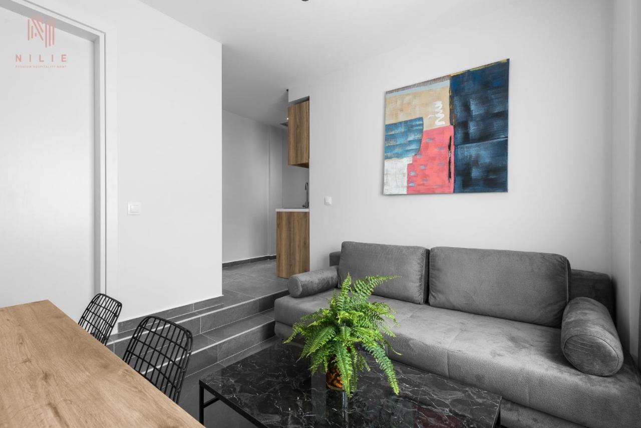 Factory Inn, Nilie Hospitality Mgmt テッサロニキ エクステリア 写真