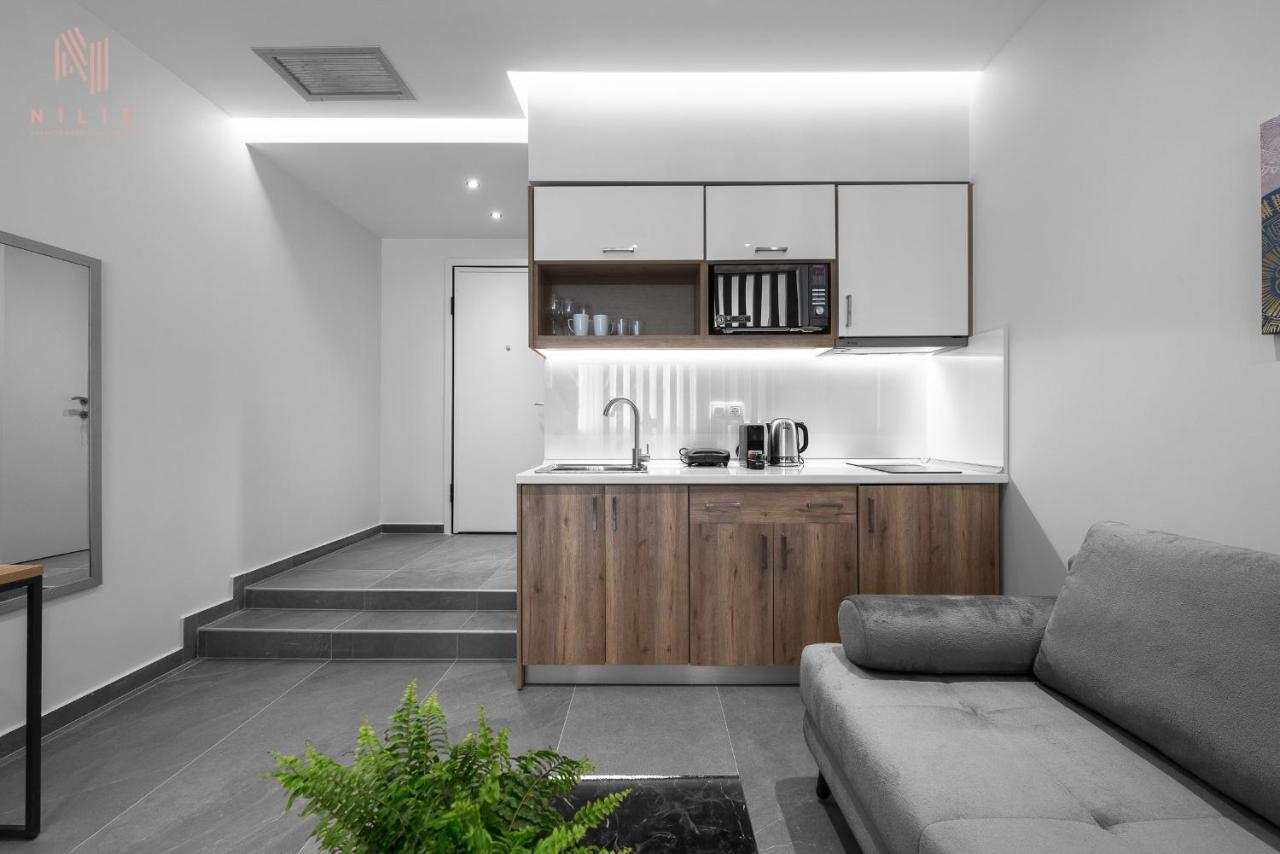 Factory Inn, Nilie Hospitality Mgmt テッサロニキ エクステリア 写真